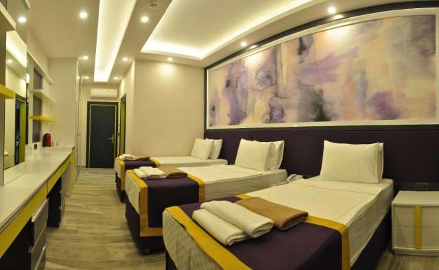  CAMPUS HILL HOTEL