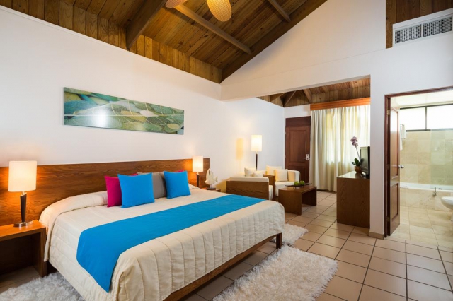 LAST MINUTE DOMINICANA PUERTO PLATA BLUEBAY VILLAS DORADAS - SOLO ADULTOS 4* AI AVION SI TAXE INCLUSE TARIF 1930 EUR