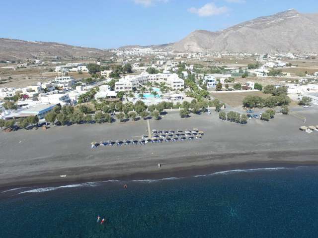 Last Minute Santorini / Santo Miramare Beach Resort 5* - plecare in 17.07 din Bucuresti