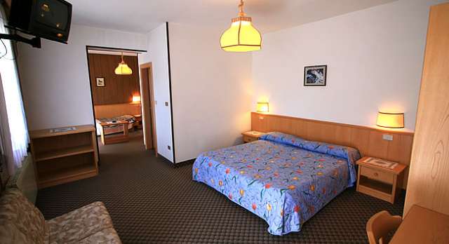 ferta Craciun Ski Italia, sejur 7 nopti (IR)