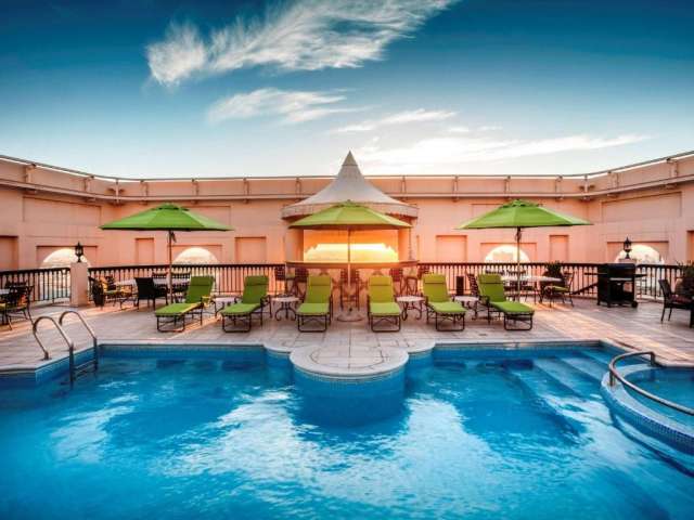 LAST MINUTE BAHRAIN HOTEL    Mercure Grand Hotel 4*  AVION SI TAXE INCLUSE TARIF 608 EURO