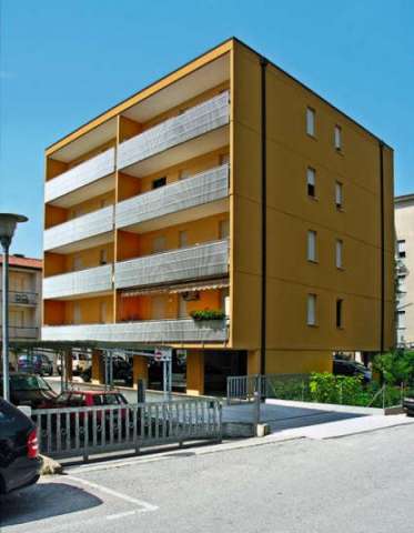  Apartament Pentru 2-4 Persoane Bib190