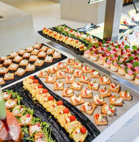 SPANIA COSTA BRAVA DEALS  -CAPRICI BEACH HOTEL AND SPA 4*  Demipensiune , charter Bucuresti !