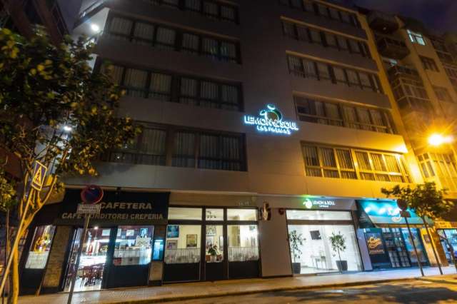 GRAN CANARIA DEALS -  Lemon &amp; Soul Las Palmas 3*** Mic dejun  si alte oferte Charter din Bucuresti!
