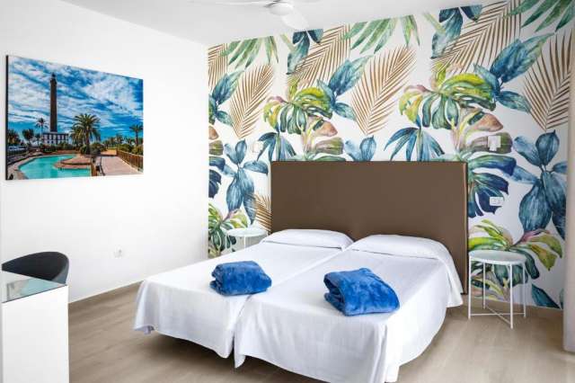 ULTRA LAST MINUTE INSULELE CANARE VALENCIA HOTEL ZBOR DIRECT DIN OTOPENI CU TAXE INCLUSE