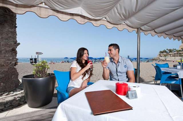 ULTRA LAST MINUTE INSULELE CANARE 4**** ALL INCLUSIVE LIVVO VALE TAURITO ZBOR DIRECT DIN OTOPENI CU TAXE INCLUSE