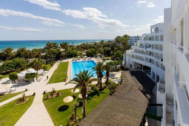 Sejur in Tunisia: 500 euro cazare 7 nopti cu All inclusive+ transport avion+ toate taxele