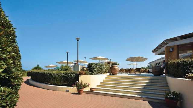 ULTRA LAST MINUTE SARDINIA 4**** ALL INCLUSIVE   FUTURA BAIA ZBOR DIN OTOPENI CU TAXE INCLUSE