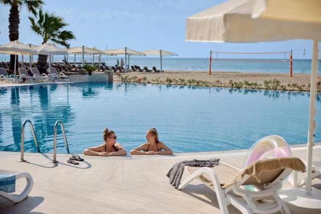 Ultimele 6 locuri!Sejur de Paste la plaja in Turcia la 670 euro/7nopti,avion din Buc!!! TUI Magic Life Belek 5* 