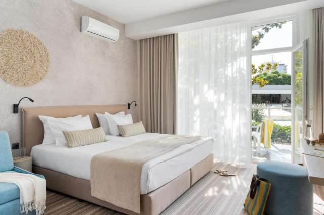  Litoralul Pentru Toti!!!Sejur de 5 nopti la plaja in Sunny Beach la doar 290 euro!!! Perla Tui Suneo - Adults Only