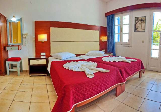 Last Minute Lesbos (Grecia) / Aegeon Hotel - Skala Kallonis 3* - plecare in 25.07 din Cluj Napoca