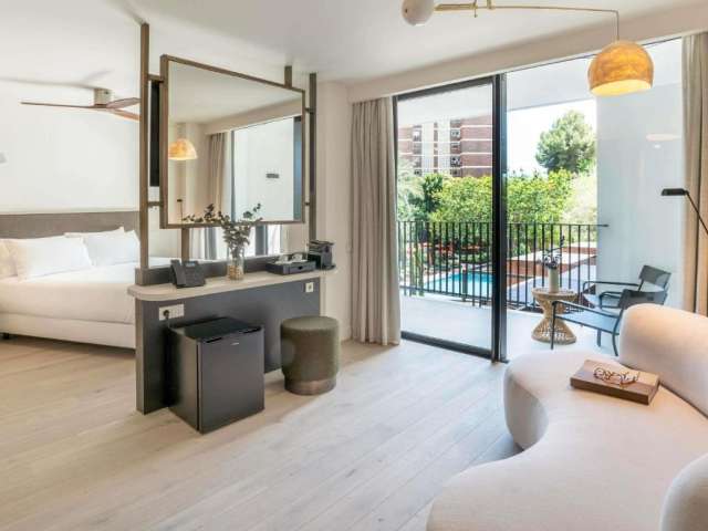 ULTRA LAST MINUTE PE PLAJA BENIDORM 4**** MERCURE BENIDORM DEMIPENSIUNE ZBOR DIN CLUJ NAPOCA CU TAXE INCLUSE