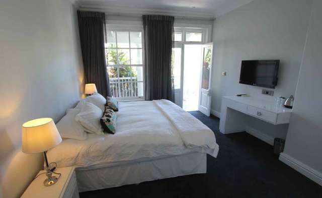  DESCOPERA CAPE TOWN - SEJUR DE 7 NOPTI CU EXCURSIE BONUS