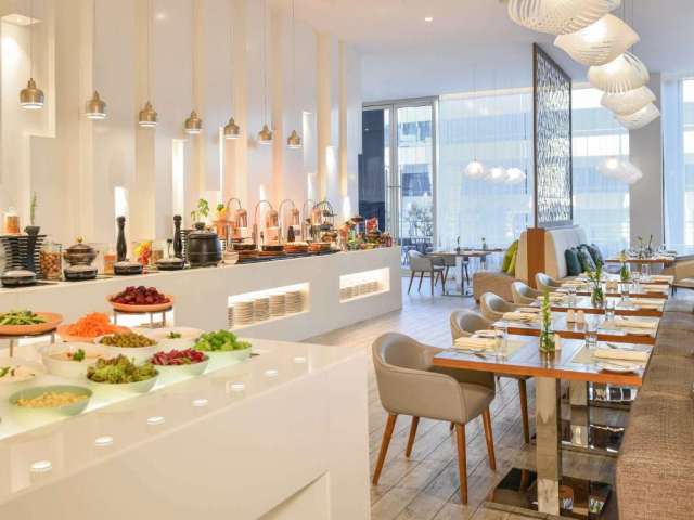 ULTRA LAST MINUTE REVELION DELUXE DUBAI 2026- 5***** GRAND MERCURE ZBOR DIN OTOPENI CU TAXE INCLUSE