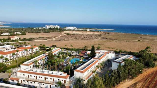 CIPRU - Ayia Napa: 7 nopti cazare cu mic dejun + bilet avion Sibiu + taxe aeroport + transfer = 619 euro/pers