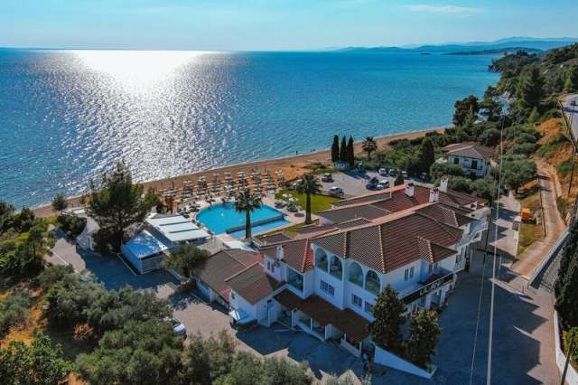 HALKIDIKI Acrotel Lily Ann Boutique Hotel ( ex Lily Ann Beach ), AUTOCAR TARIF 529 EUR/PERS, PLECARE DIN BUCURESTI 16.05