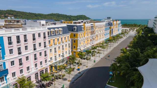OFERTA EARLY BOOKING VIETNAM CU PRET DE LA  1140 EURO/PERSOANA, 9 NOPTI