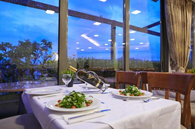 Super Oferta🏛️🏛️🏛️  Atena cu bilet de intrare la Acropole, plecare din Bucuresti (CC)