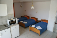 03.08 Autocar din Bucuresti, Grecia, Ammoudia, Hotel VIVE MAR  305 euro/pers/7 nopti cu demipensiune