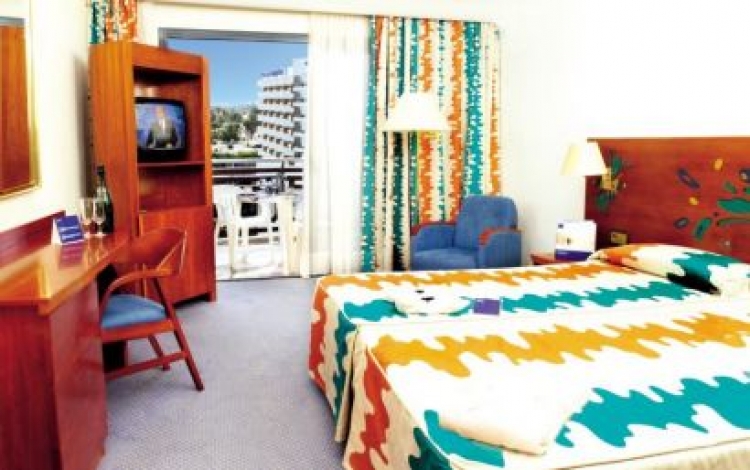 ULTRA LAST MINUTE INSULELE CANARE 4****DEMIPENSIUNE BARCELO MARGARITAS ZBOR DIRECT DIN OTOPENI CU TAXE INCLUSE
