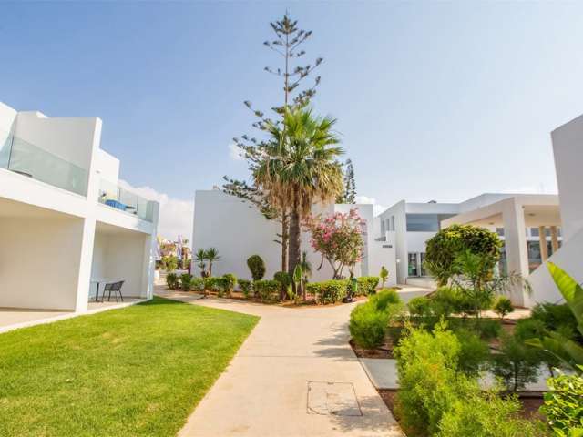 Last Minute  VACANTA DE SF MARIA IN Cipru Ayia Napa 4 nopti demipensiune 625 euro/persoana !