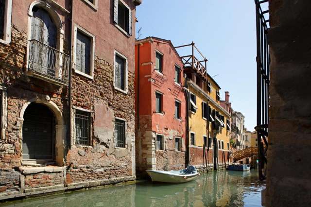 OFERTA CITY BREAK  DE 1 DECEMBRIE IN VENETIA CU PLECARE DIN  BUCURESTI (MO)