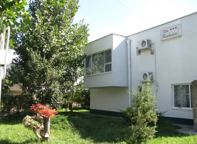 MAMAIA Cazare Apartamente in Vila 3*** situata pe plaja! OFERTA SPECIALA!