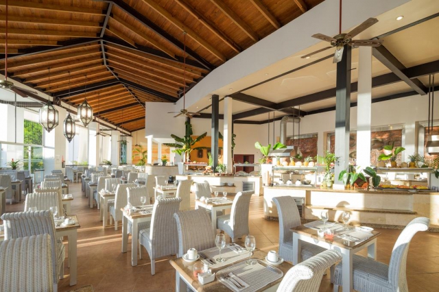 LAST MINUTE DOMINICANA PUERTO PLATA BLUEBAY VILLAS DORADAS - SOLO ADULTOS 4* AI AVION SI TAXE INCLUSE TARIF 1930 EUR