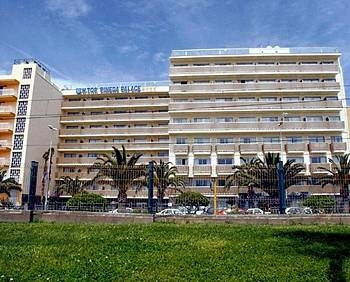 COSTA BRAVA HOTEL     htop Pineda Palace &amp; SPA    4* DEMIPENSIUNE INCLUS BAUTURI AVION SI TAXE INCLUSE TARIF 637 EUR