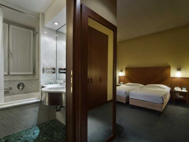 ✈️🛥️City Break Milano + excursie de o zi cu barca la Como, Bellagio și Lugano (AG)