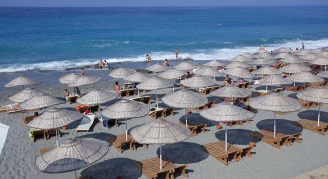  Xeno Club Mare