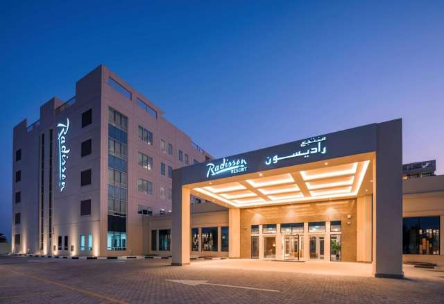 Ultra last Minute Paste in UAE, Radisson Resort Ras Al Khaimah 4*, zbor direct si taxe incluse, all inclusive, 976 euro/persoana