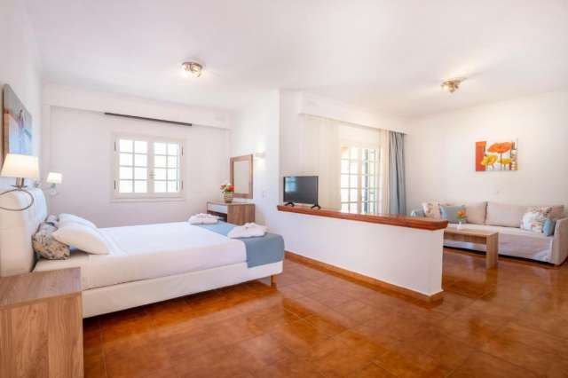 ULTIMELE LOCURI INSULA CORFU PELAGOS 4**** DEMIPENSIUNE  ZBOR CHARTER DIN OTOPENI CU TAXE INCLUSE