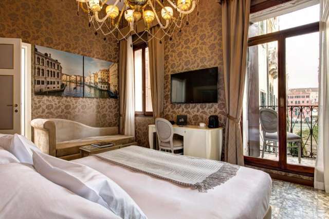 OFERTA LAST MINUTE CITY BREAK IN VENETIA CU PLECARE DIN CLUJ NAPOCA (MO)