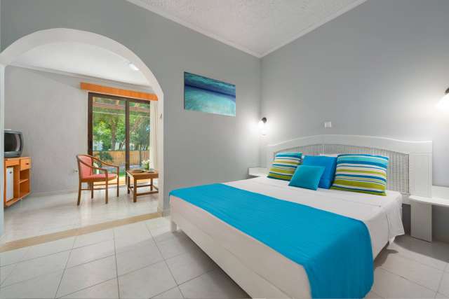 ULTRA LAST MINUTE INSULA RODOS SUN BEACH LINDOS  3*** ALL INCLUSIVE ZBOR CHARTER DIN OTOPENI CU TAXE INCLUSE