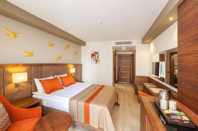 ANTALYA HOTEL SIDE ROYAL PALACE HOTEL &amp; SPA 5* AI AVION SI TAXE INCLUSE TARIF 585  EUR