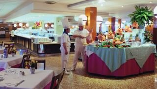 Ultima camera!!!Sejur la plaja in Benidorm la doar 1075 euro,avion din Iasi!Hotel Rosamar 4*all inclusive
