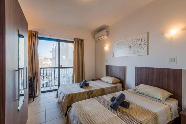 ULTRA LAST MINUTE MALTA SEASHELL APTS 4**** ZBOR DIN OTOPENI CU TAXE INCLUSE