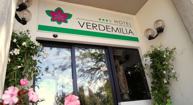 City Breack Bologna cu bonus: vizit Boboli Gardens Reserved, cu plecare din cluj, 4 nopti (URC)