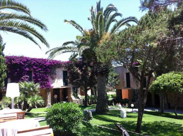 ULTRA LAST MINUTE SARDINIA 4**** ANCORA ZBOR DIN OTOPENI CU TAXE INCLUSE