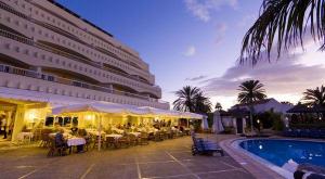 ULTRA LAST MINUTE INSULELE CANARE 4****DEMIPENSIUNE SOL BARBACAN ZBOR DIRECT DIN OTOPENI CU TAXE INCLUSE