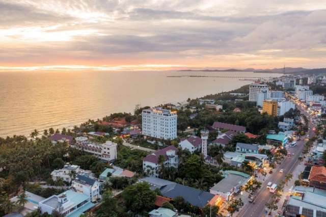 LAST MINUTE VIETNAM HOTEL   Tahiti Beach Hotel 4* HB AVION SI TAXE INCLUSE TARIF 1410 EURO