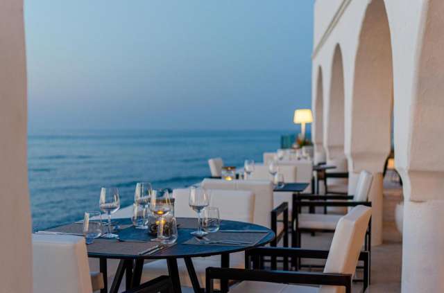 CRETA Deals - KNOSSOS BEACH BUNGALOWS &amp; SUITES 5* Demipensiune si alte Oferte Charter din Bucuresti ,TAXE INCLUSE!