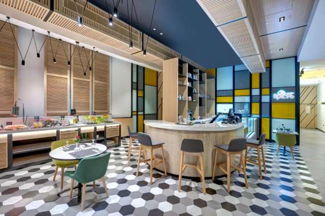  DUBAI   - Hotel  ARABIAN PARK BY ROTANA 4* cu mic dejun
