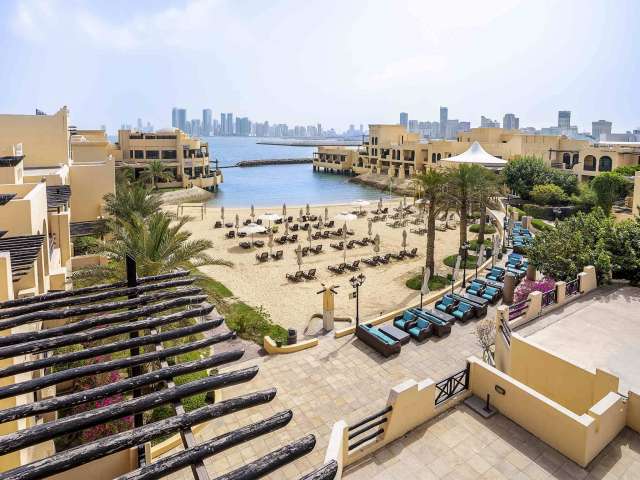 NOU !! BAHRAIN 799  EURO/ PERS PLECARE DIN BUCURESTI 04.11 - Novotel Bahrain Al Dana Resort