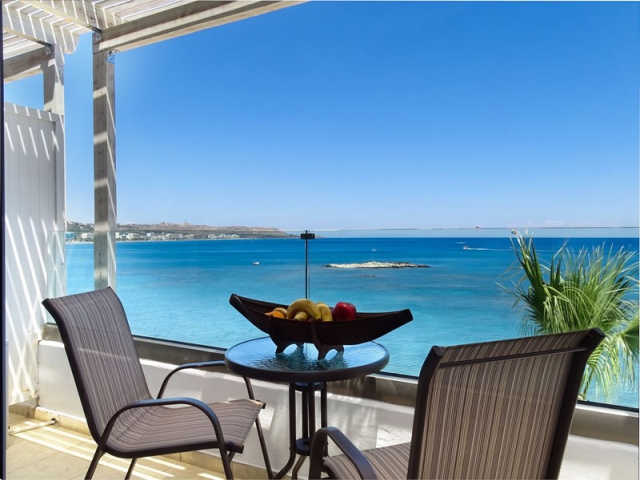 ULTRA LAST MINUTE INSULA RODOS PE PLAJA LIDO STAR 3***ZBOR CHARTER OTOPENI/ CRAIOVA CU TAXE INCLUS