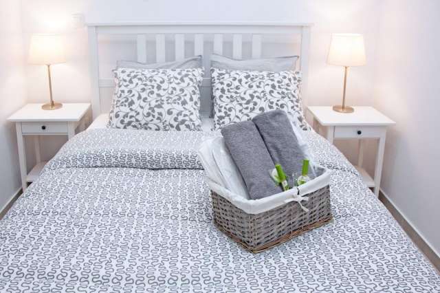 🌆✈️ City Break Atena – plecare din București (AM)