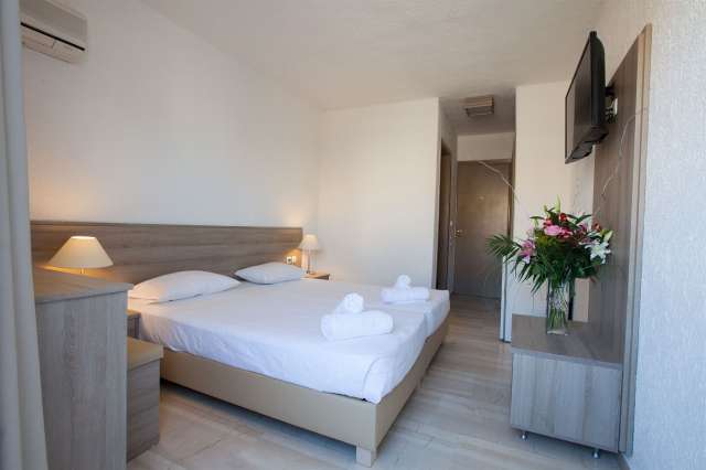 CRETA  HOTEL  Chrissy Paradise 3* AI AVION SI TAXE INCLUSE TARIF 581 EUR