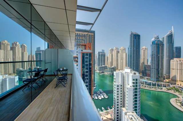 ULTIMELE LOCURI LA DUBAI REGENCY LUXURY MARINA 4**** ZBOR DIN TIMISOARA/OTOPENI CU TAXE INCLUSE