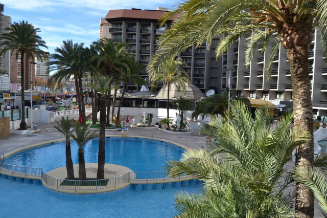 Weekend de toamna in Benidorm la doar 345 euro,avion din Bucuresti!!!Ultimele locuri 